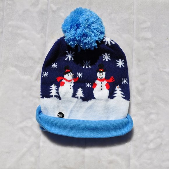 Christmas Hat Knitted Woolen with LED lights Colorful Glow Hat One Size - Picture 3 of 4